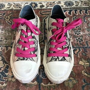 Schutz Energy Leather Lace Up Sneakers